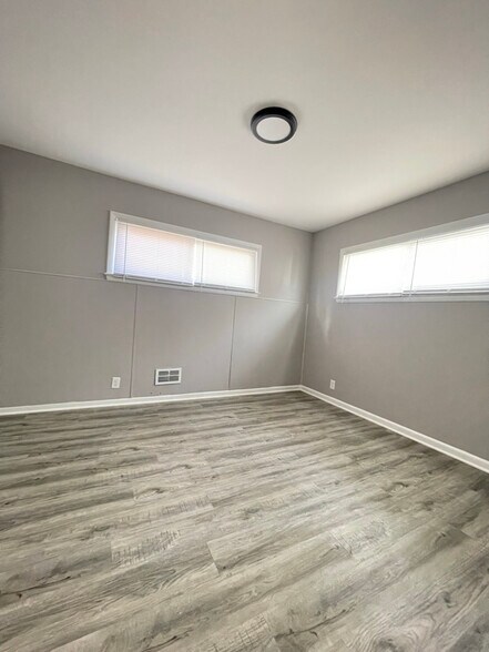 Building Photo - 3894 N 93rd St