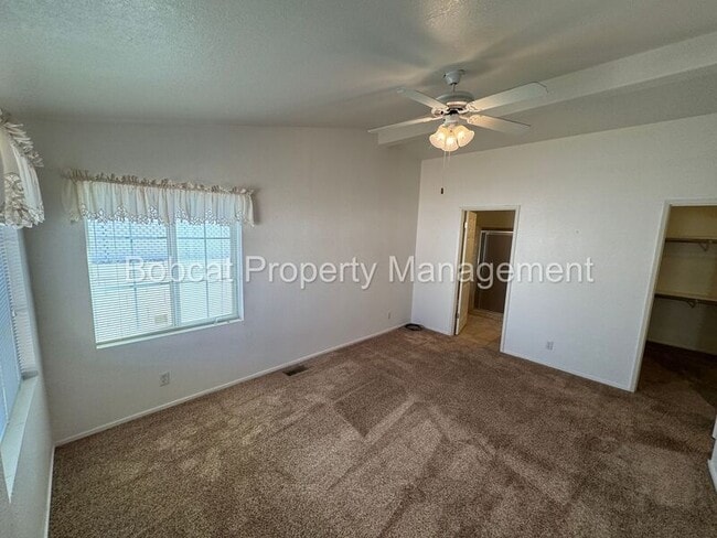 Building Photo - 1129 Gambrel Dr