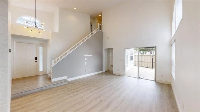 Building Photo - 5120 Coronado Ridge