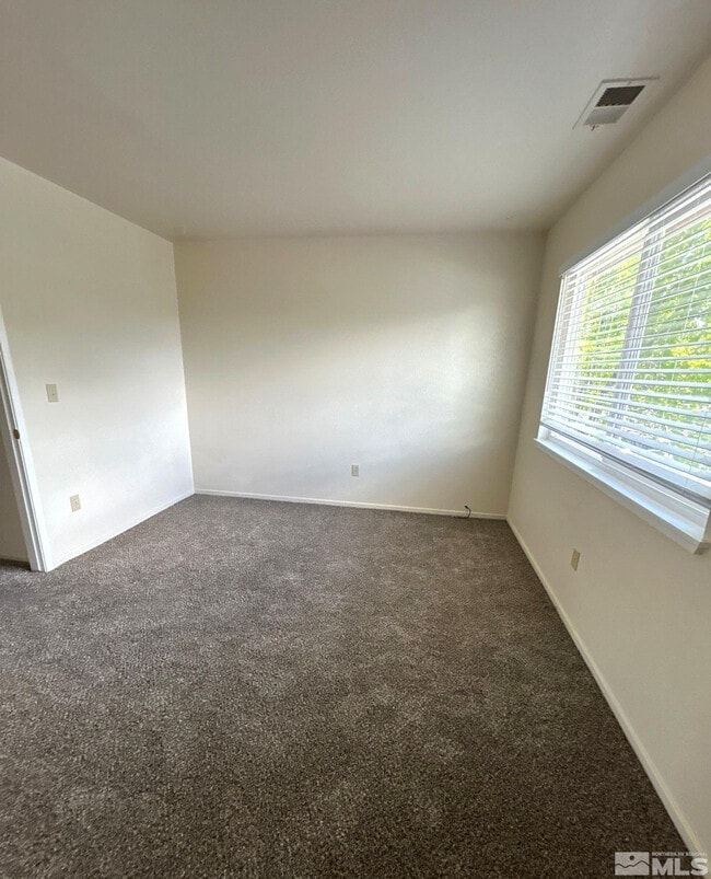 Building Photo - 3673 Grant Dr