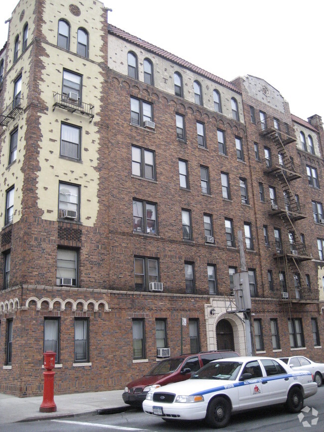 Building Photo - 47-05 45th Street