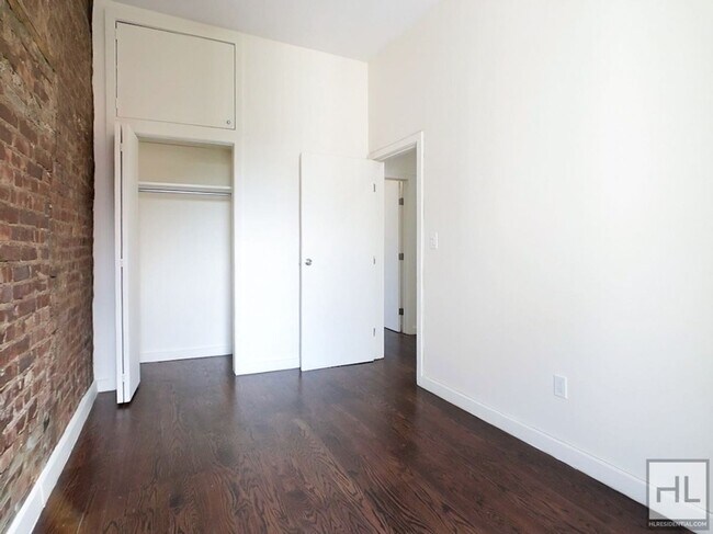 Building Photo - NOSTRAND AVENUE / Spacious 4-bed, 1-bath /...