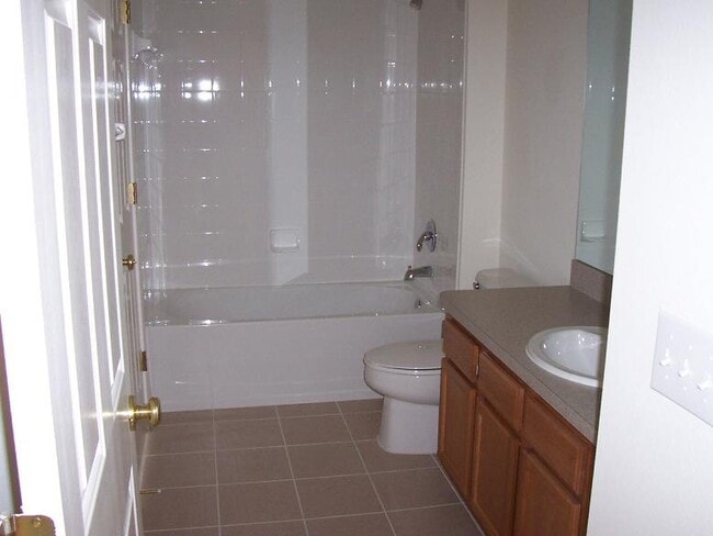 Building Photo - 11023 Black Swan Ct
