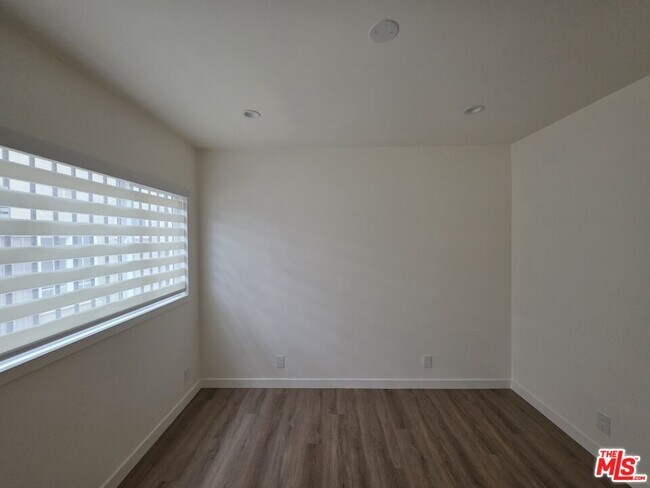 Building Photo - 2908 141st Pl