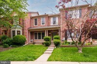 Building Photo - 7 Willwood Ct