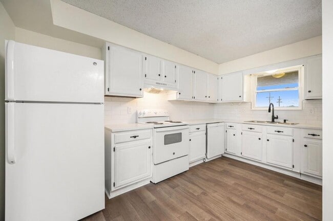 Building Photo - 3800 SW 8th St. Terrace