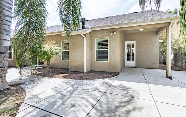 Building Photo - 4 Bedroom in Buchanan School District