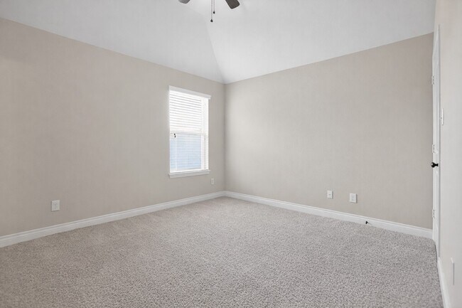 Building Photo - 6535 Arroyo Springs Ln