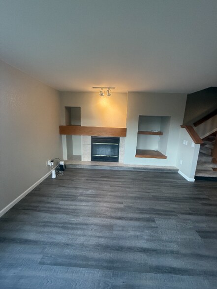Building Photo - 2857 Springdale Ln