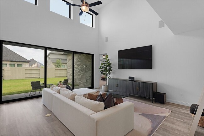 Building Photo - 4706 Oak Glen Ct