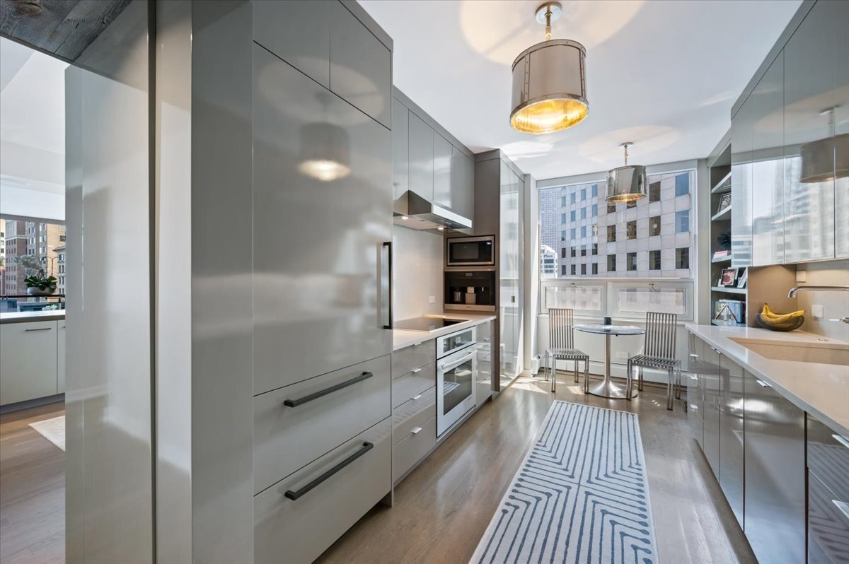 Building Photo - 1000 N Lake Shore Dr