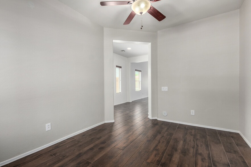 Building Photo - 16306 N 73rd Dr