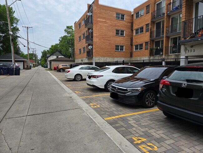 Building Photo - 603 Washington Blvd