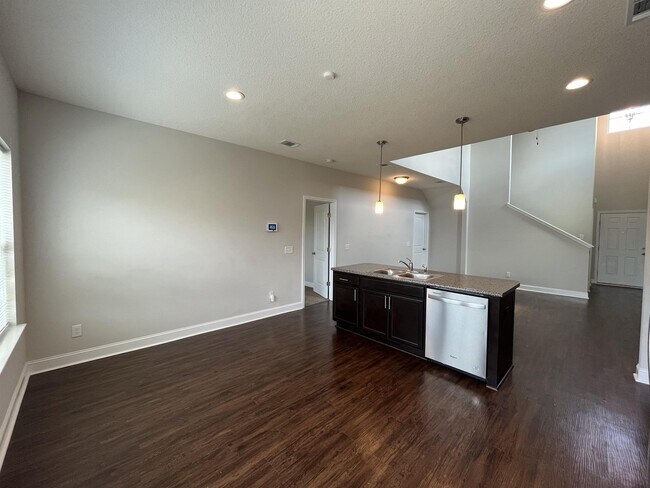Building Photo - 200 Gambrel Rd