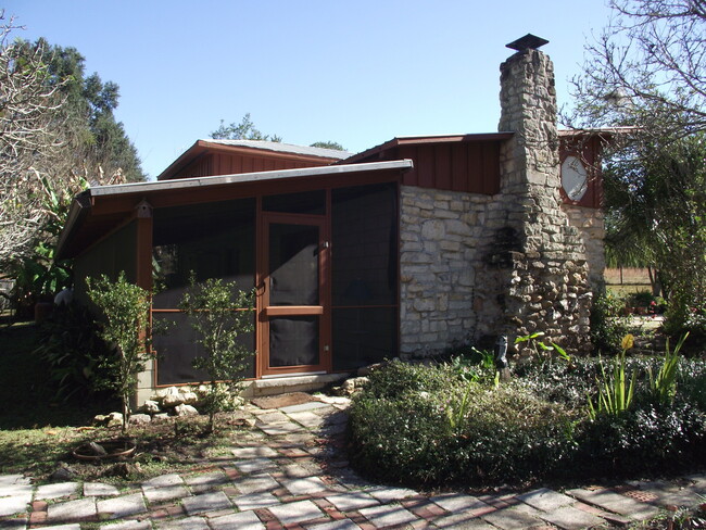 Primary Photo - Gorgeous Rustic Home in Alachua!