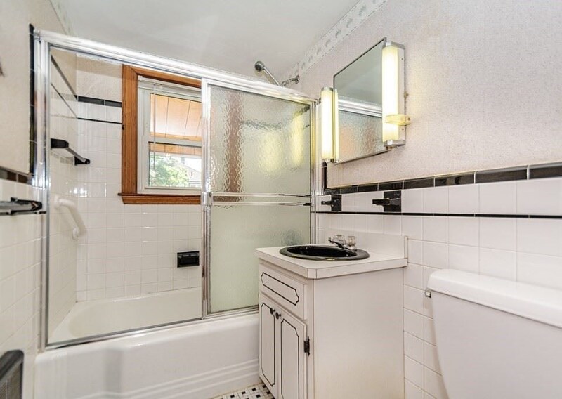 Building Photo - 23 Winthrop Rd