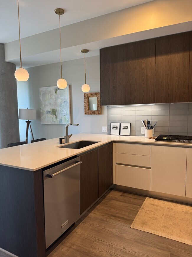 Building Photo - 4200 W 17th Ave