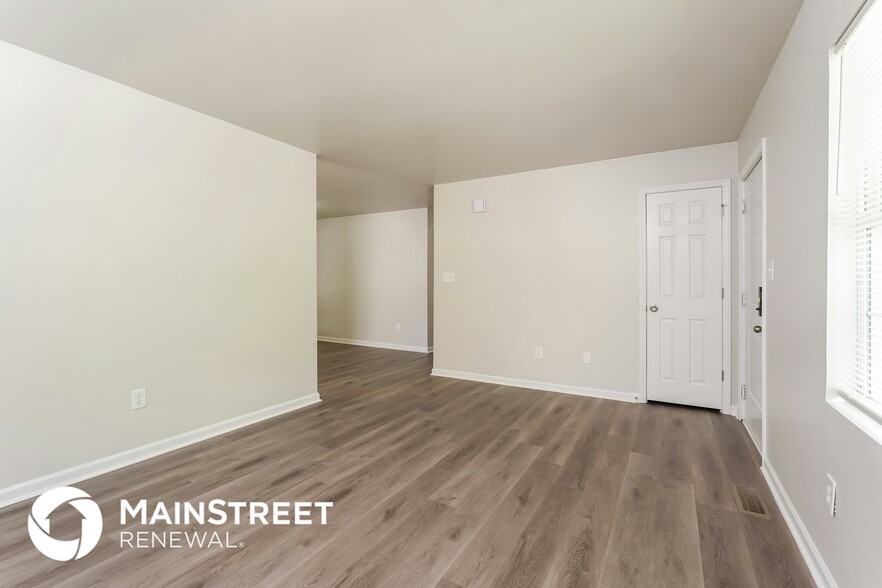 Building Photo - 326 Mountview Dr