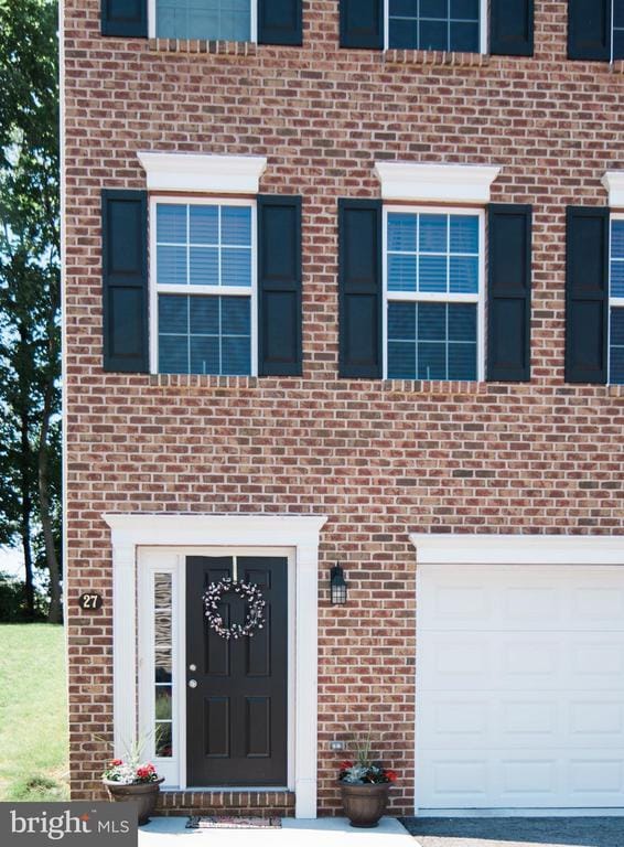 Building Photo - 40 Mustang Dr