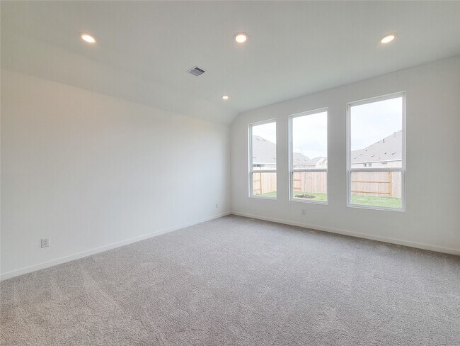 Building Photo - 17850 Aile Pierre Pass