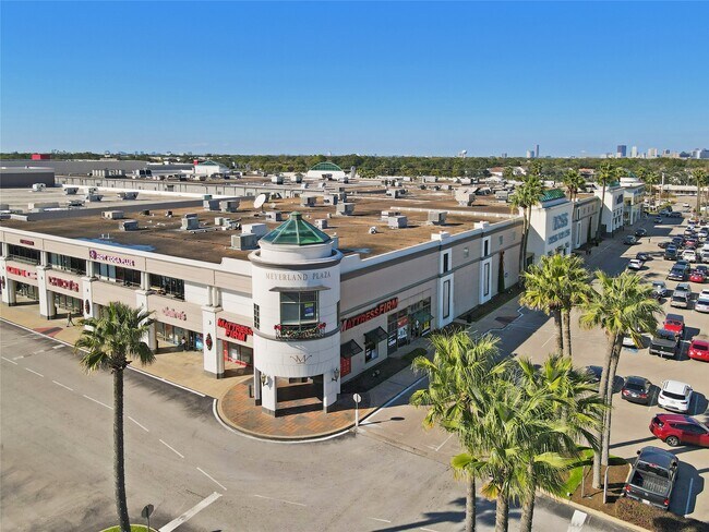 Building Photo - 5147 Beechnut St