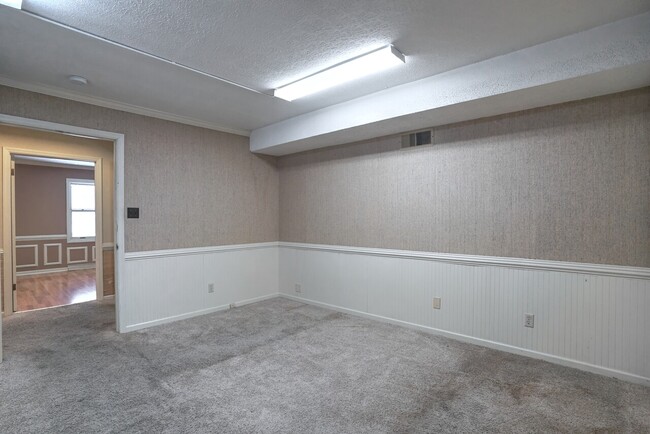 Building Photo - Jefferson Street Apartments
