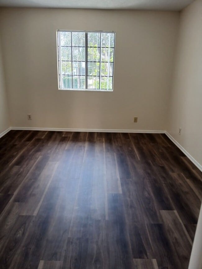 Floorplan - 420 7th Street