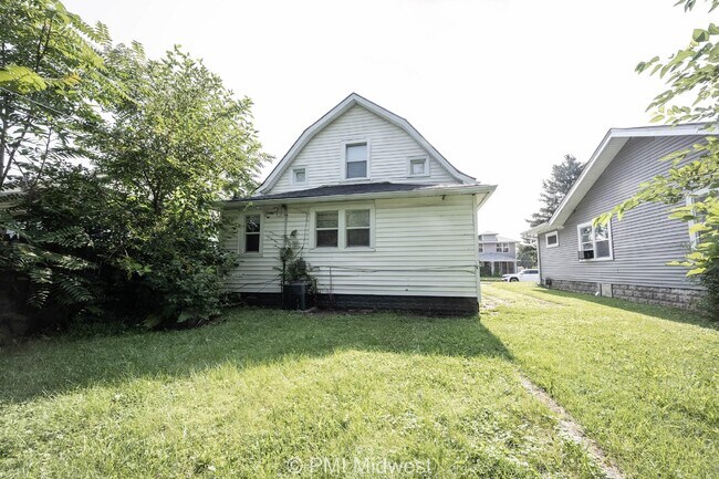 Building Photo - 1118 King Ave