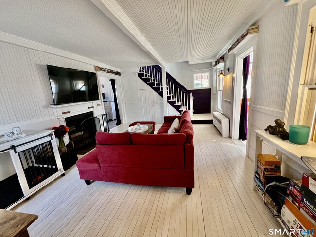 Building Photo - 624 Vineyard Point Rd