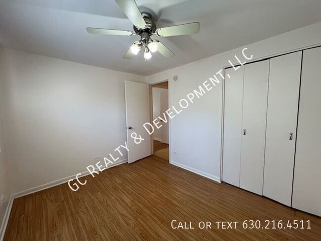 Building Photo - 1800 Jamestown Cir