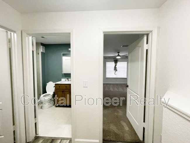 Building Photo - 614 Seascape Wy