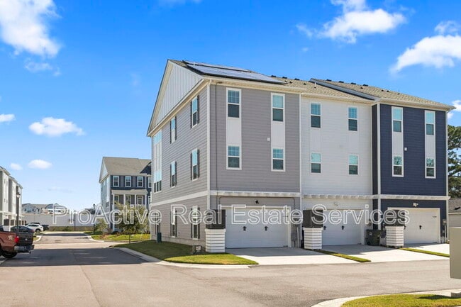 Building Photo - 9573 21st Bay St