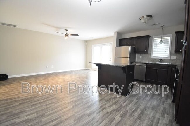 Building Photo - 2518 Gardner Park Dr