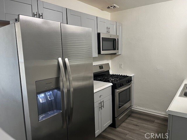 Building Photo - 36957 Melrose Dr