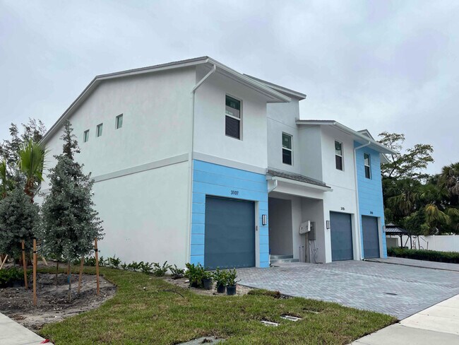 Building Photo - 3107 Duke Rd