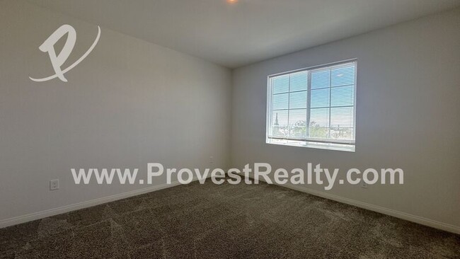 Building Photo - 10258 Tamarisk Ave