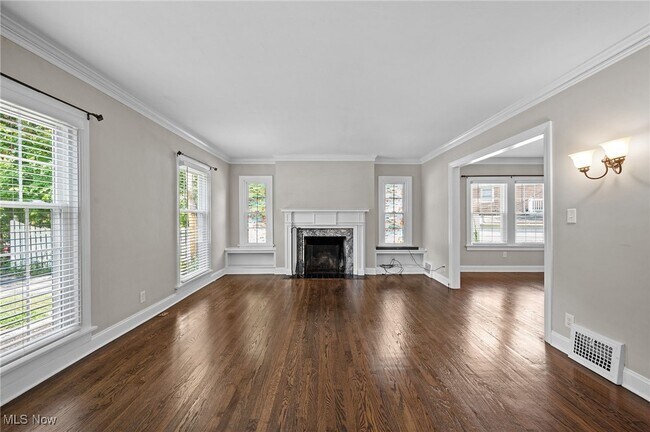 Building Photo - 3595 Glencairn Rd