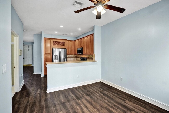 Building Photo - 21403 NW 13th Ct