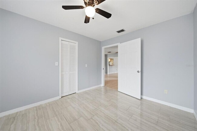 Building Photo - 8334 Crosswicks Dr