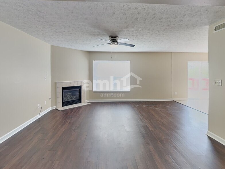 Building Photo - 1186 Constitution Dr