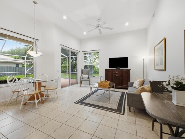 Building Photo - 4378 Danielson Dr