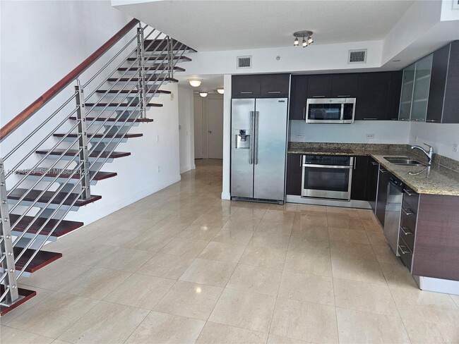 Building Photo - 41 SE 5th St