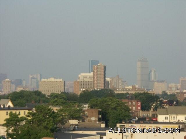 Building Photo - 15 N Beacon St