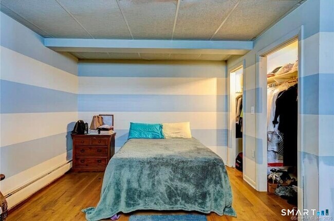 Building Photo - 127 Englewood Ave