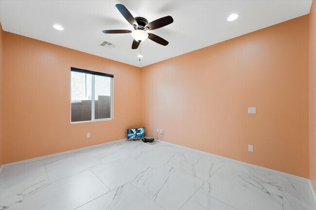 Building Photo - Upgragded 4-Bedroom Home with Casita in Ga...
