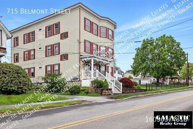Primary Photo - 715 Belmont St