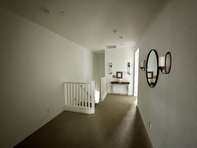 Building Photo - 4077 S Sabrina Dr