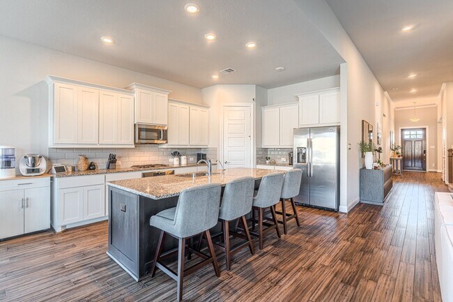 Building Photo - 25403 Angelwood Springs Ln