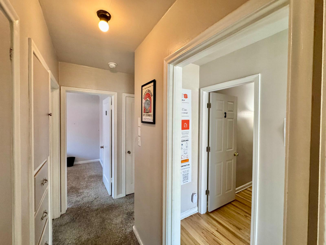Building Photo - 2577 S 700 E
