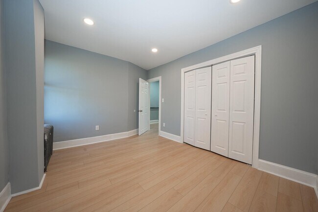 Building Photo - 732 Buck Ln